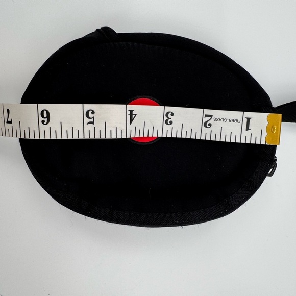 Beats by Dre case soft shell - Picture 3 of 4